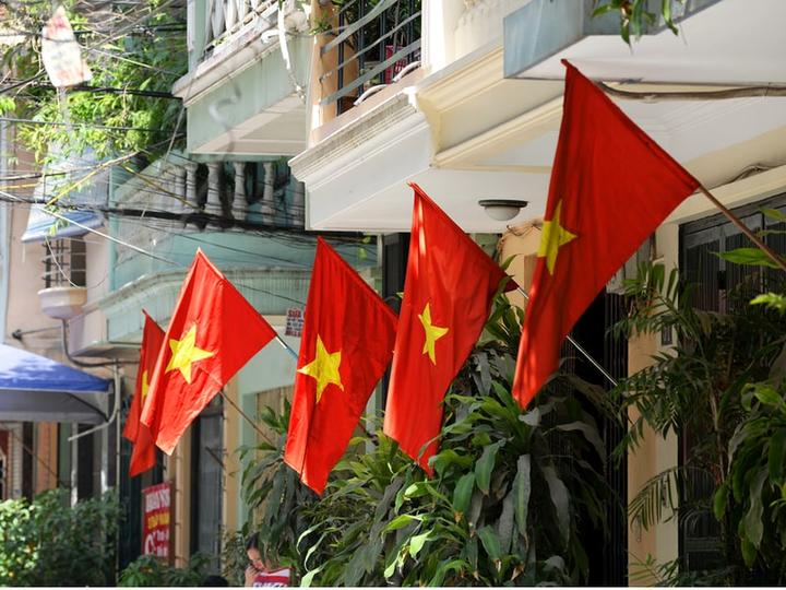 Hotspot Matrix: Cánh cửa vàng cho Nghệ sĩ Đường phố