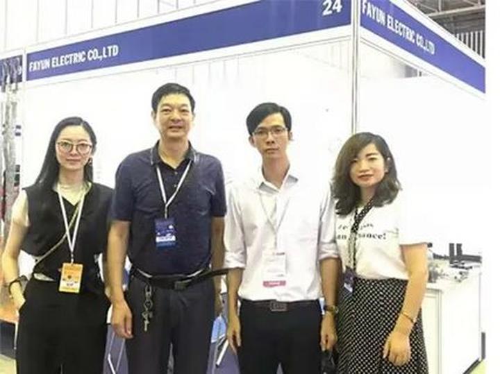 Hotspot Matrix: Biến Cuộc sống của nữ nghệ sĩ đình thành cơ hội marketing đột phá