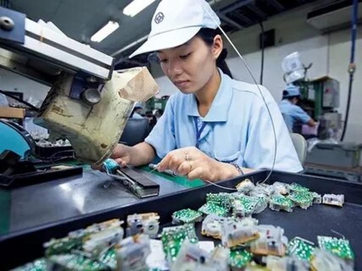 Hotspot Matrix: Biến 3 kiểu giày